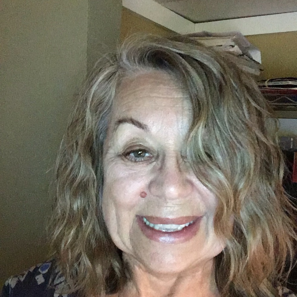 Meet your Posher, Cindy